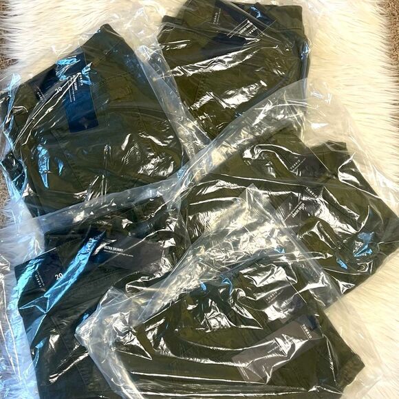 Reseller box of 5 Torrid skinny jeans olive green bundle size 20 - Picture 1 of 5